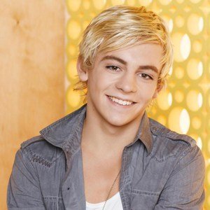 Canciones Disney 5 Ross Lynch chico disney