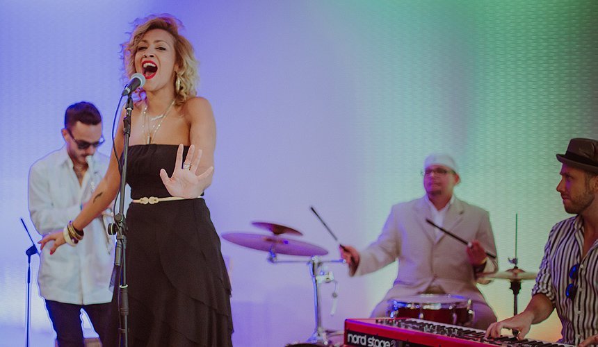 Jazz Band For Your Cocktail Party! 1 Jazz band singer