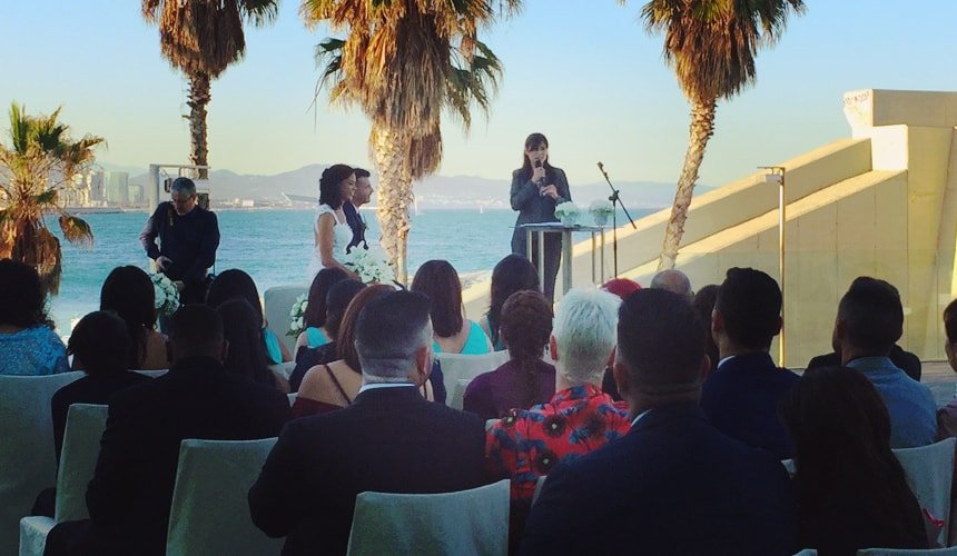Love Language: How To Plan A Bilingual Wedding 2 bilingual wedding ceremony