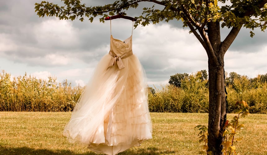 Perfect Spanish Wedding Planning: 5 Essential Tips 4 perfect Spanish wedding dress